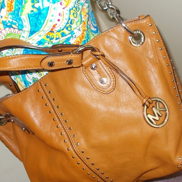 Michael Kors Authentic Tan with Rivets Handbag - Picture 2 of 10